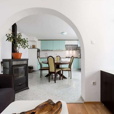Apartmani Vinko Tribunj-Sovlje Трибунь Экстерьер фото