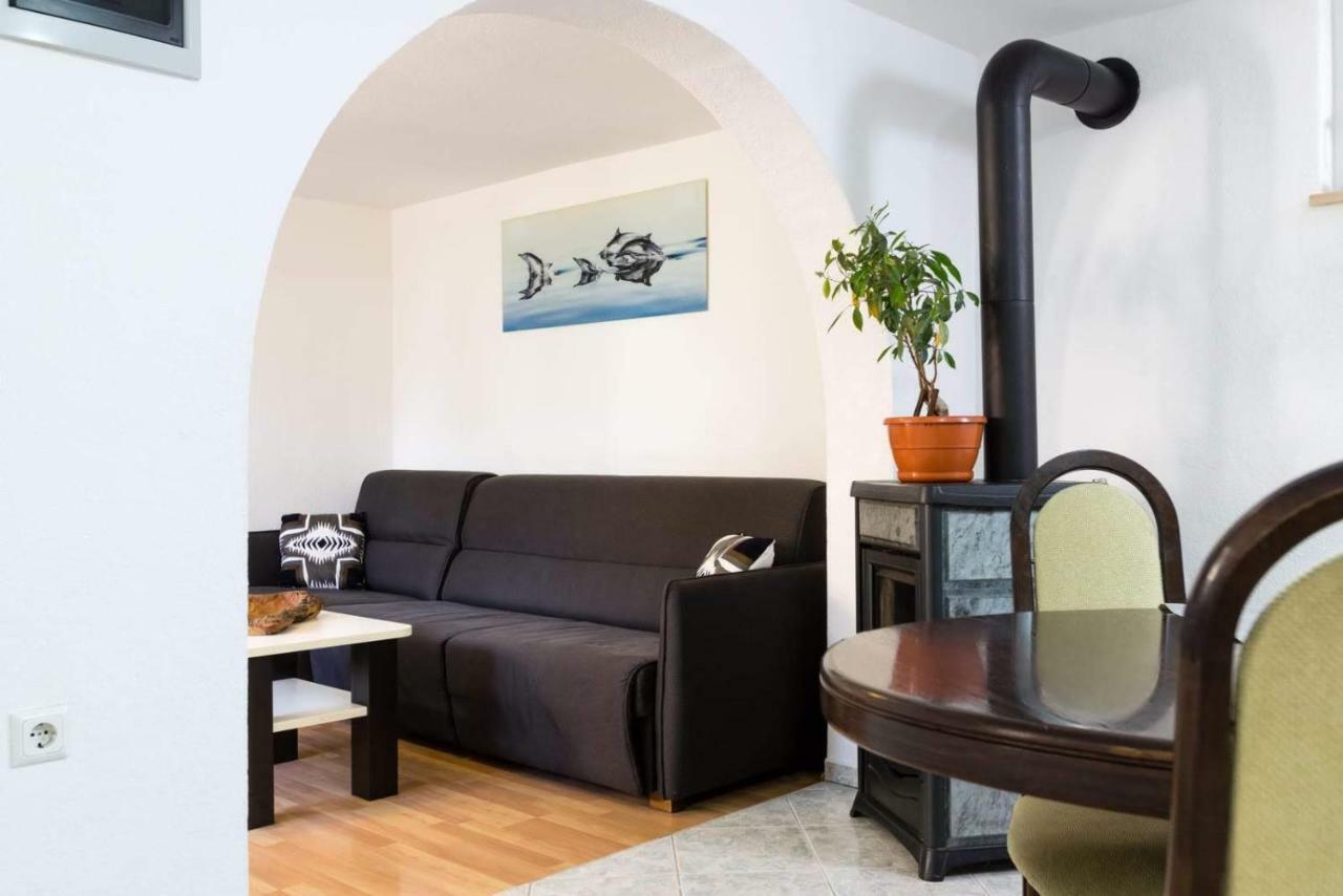Apartmani Vinko Tribunj-Sovlje Трибунь Экстерьер фото